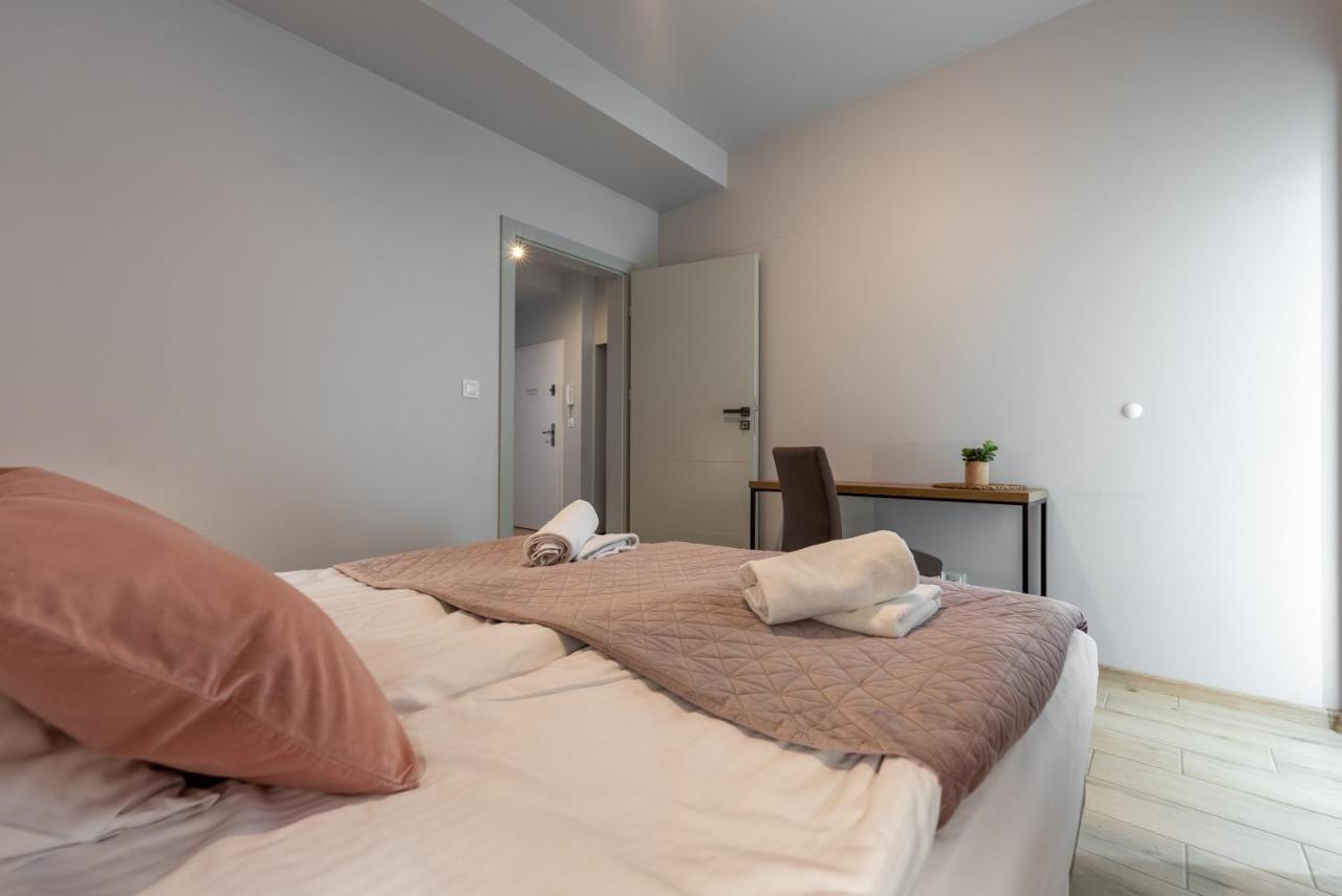 Apartament Zielony Jodlowa - Z Prywatna Sauna! By Dream Apart 슈차이르크 외부 사진