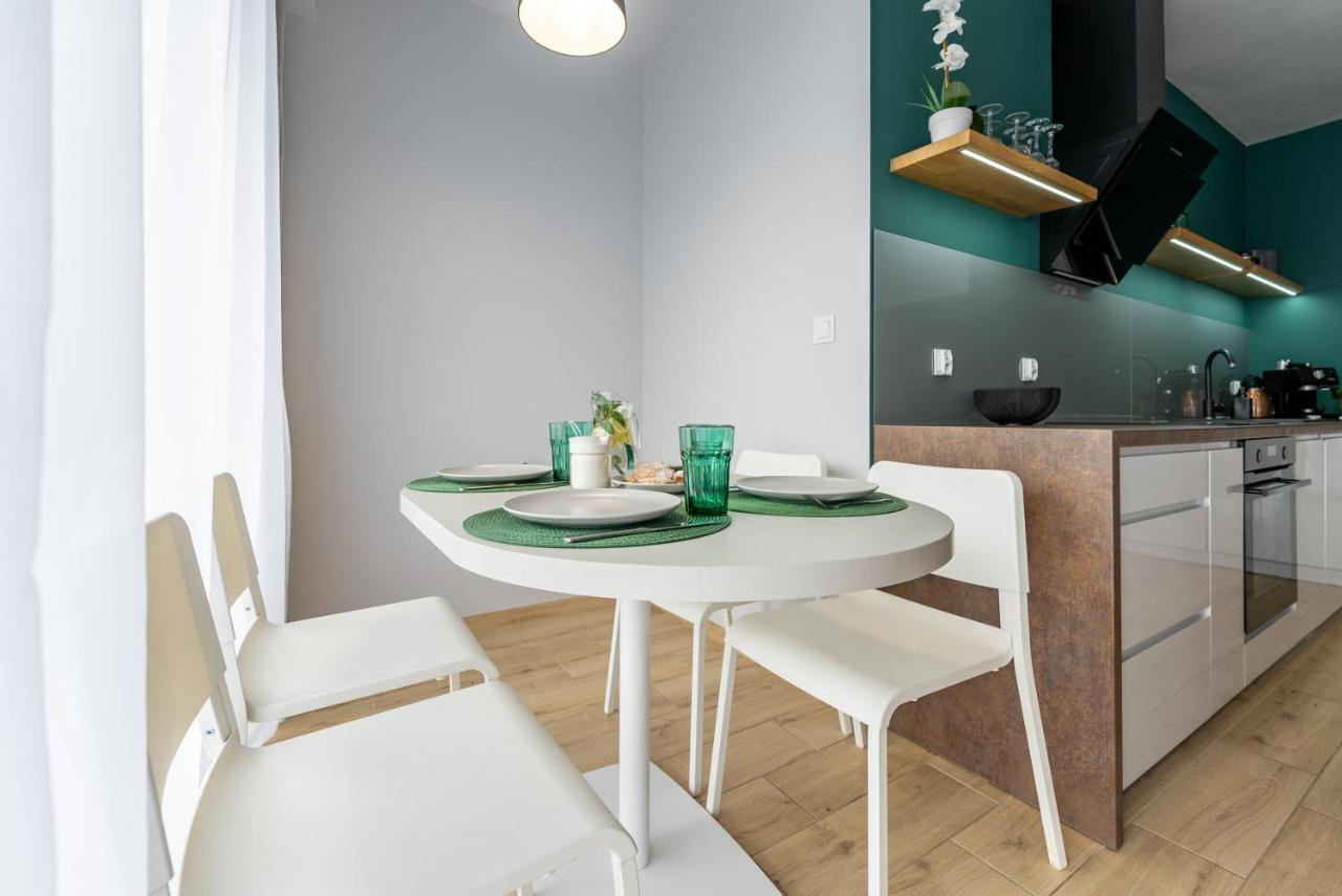 Apartament Zielony Jodlowa - Z Prywatna Sauna! By Dream Apart 슈차이르크 외부 사진