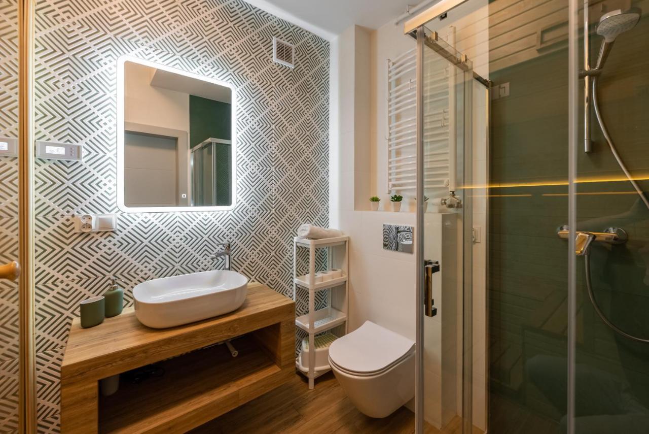 Apartament Zielony Jodlowa - Z Prywatna Sauna! By Dream Apart 슈차이르크 외부 사진