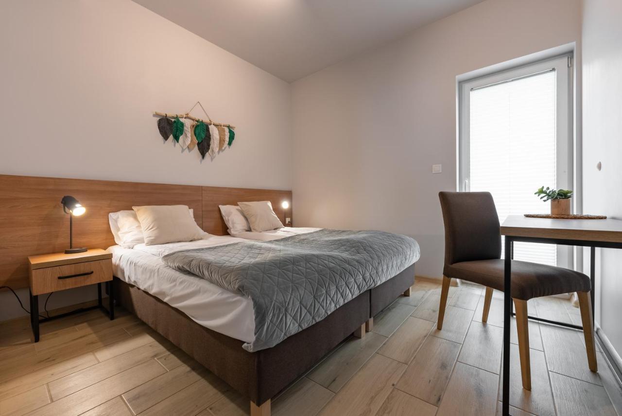 Apartament Zielony Jodlowa - Z Prywatna Sauna! By Dream Apart 슈차이르크 외부 사진